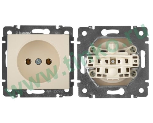 Valena розетка 1-местная без заземления, без защитных шторок, скрытой установки, слоновая кость (774316)