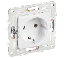 SKANDY Розетка 1-местная SK-R05W с заземлением без защитных шторок скрытой установки 16А арктический белый (SK-R11-16-K01)